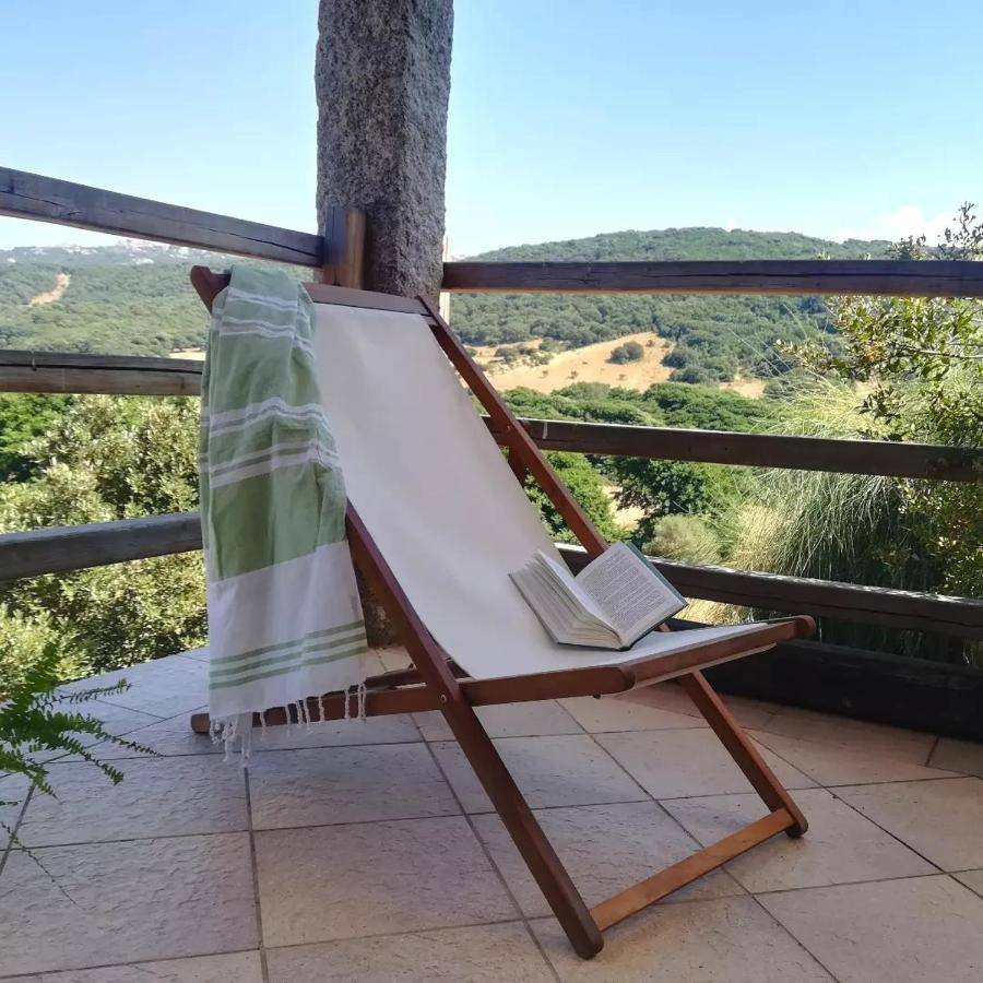 Villa La Puntaccina à Aglientu Extérieur photo