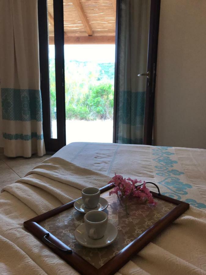 Villa La Puntaccina à Aglientu Extérieur photo