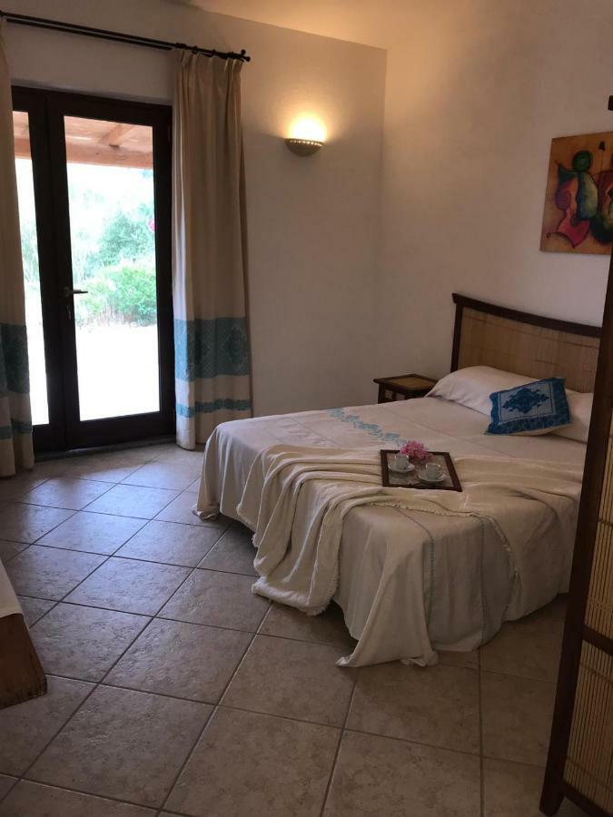 Villa La Puntaccina à Aglientu Extérieur photo